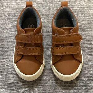 Cat & Jack Brown leather Kids Shoes with Velcro Straps 6